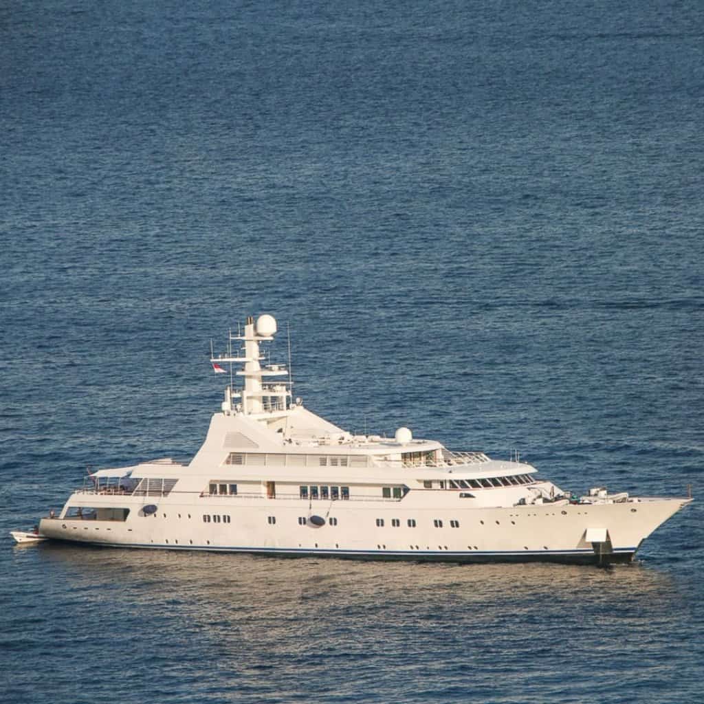 grand ocean yacht image