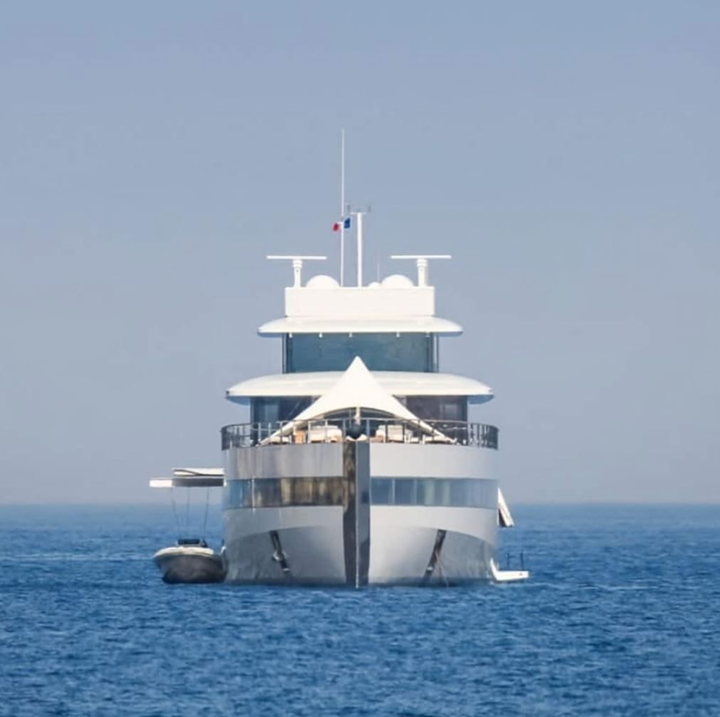Steve Jobs Yacht Venus