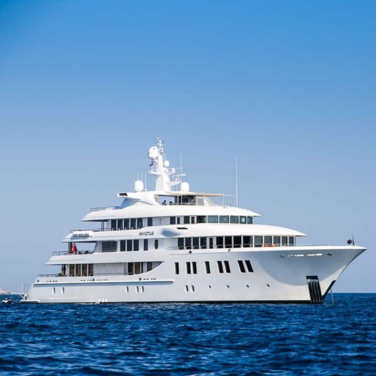 invictus yacht side view 1