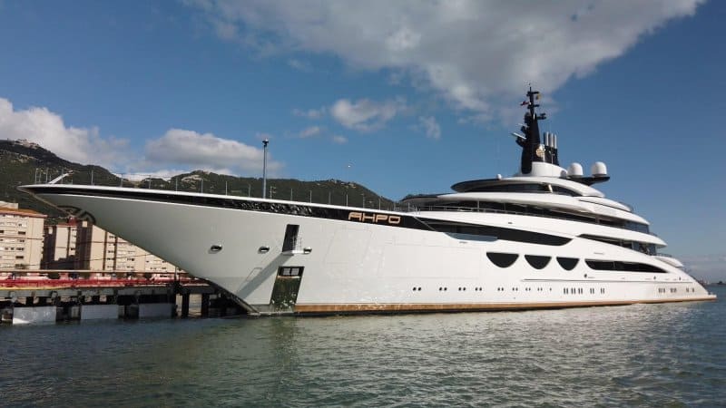 ahpo superyacht front side