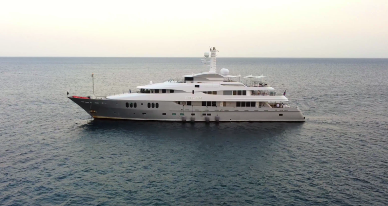 Dream yacht